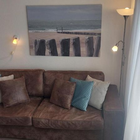 Appartement Met Inpandig Balkon, 150 Meter Verwijderd Van Strand En Centrum Zoutelande Exterior foto