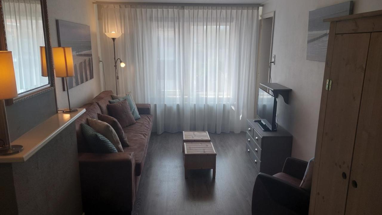 Appartement Met Inpandig Balkon, 150 Meter Verwijderd Van Strand En Centrum Zoutelande Exterior foto